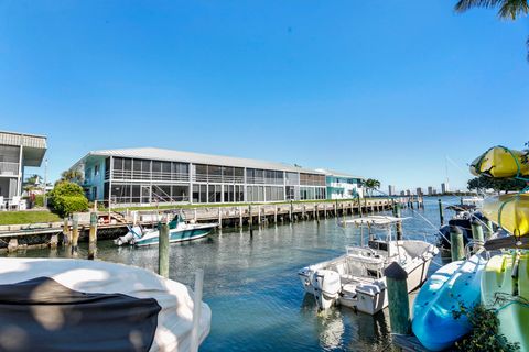 Photo of 117 Lehane Terrace #101, North Palm Beach, FL 33408 (MLS # R11150851)