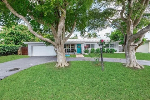 Tiny photo for 1949 WINDWARD Drive, Lauderdale By The Sea, FL 33062 (MLS # B26084956)