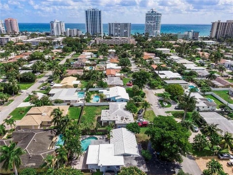 Tiny photo for 1949 WINDWARD Drive, Lauderdale By The Sea, FL 33062 (MLS # B26084956)