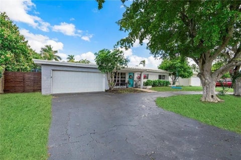 Tiny photo for 1949 WINDWARD Drive, Lauderdale By The Sea, FL 33062 (MLS # B26084956)