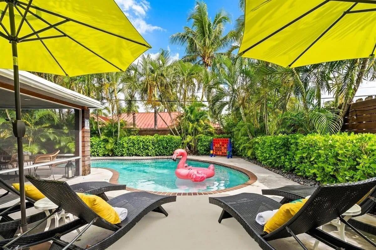 1949 WINDWARD Drive