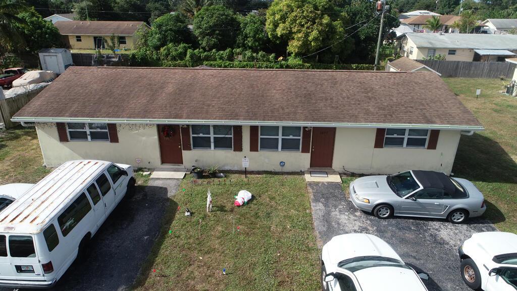 1675 E Breezy Lane