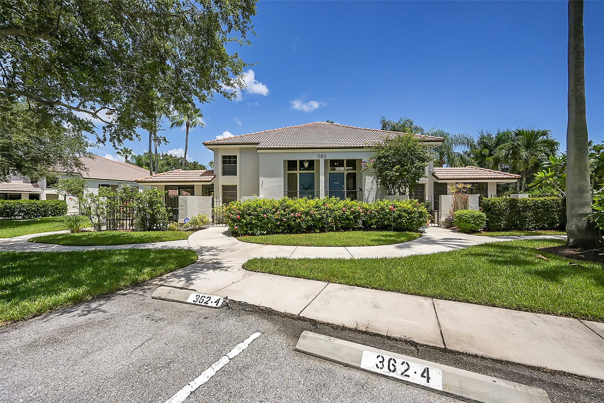 362 Prestwick Cir 3