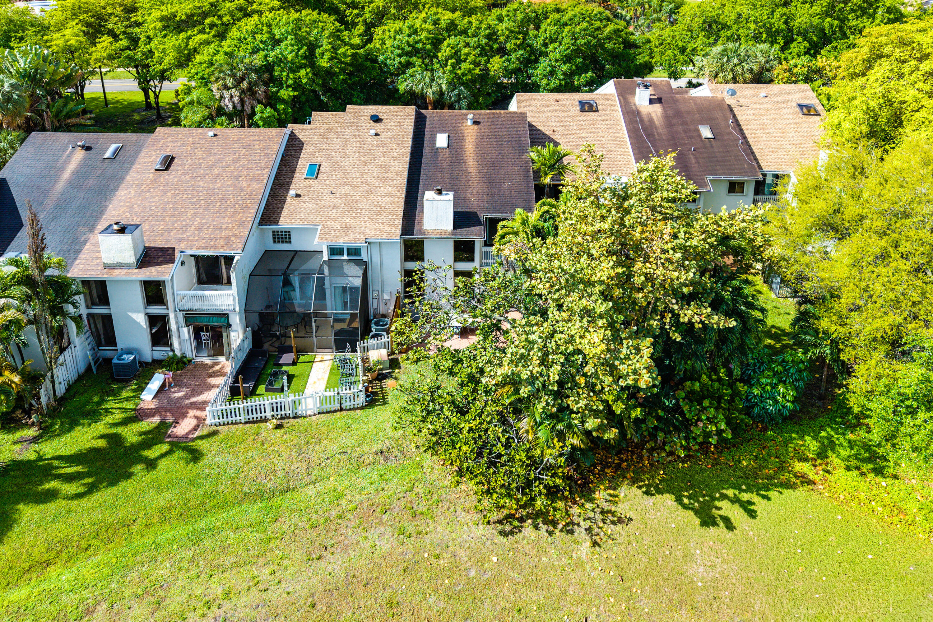 FAIRWAY VILLAGE - Residential