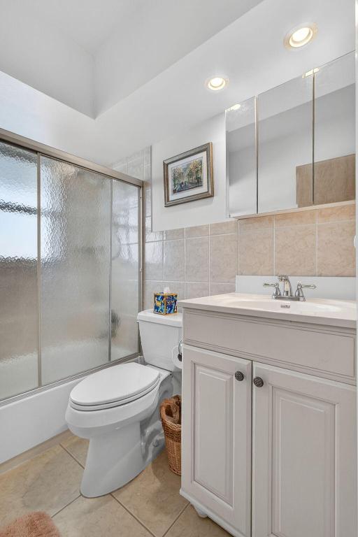 SHORE CLUB APTS B & C COND - Residential