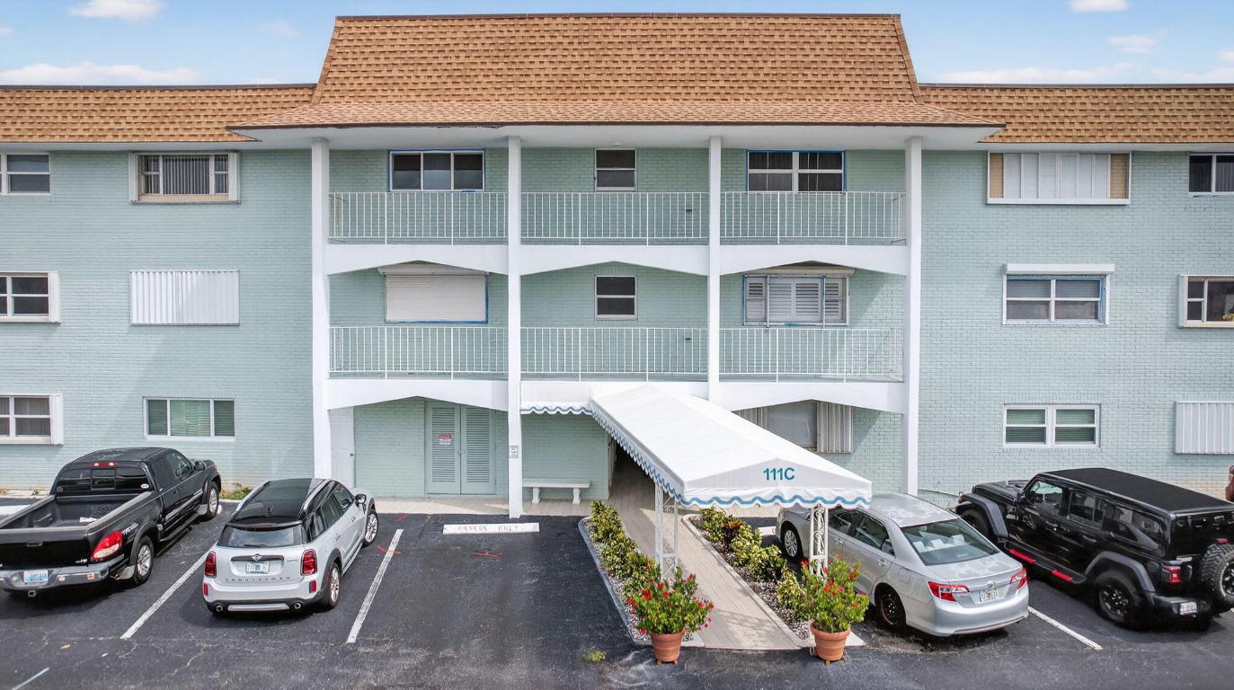 SHORE CLUB APTS B & C COND - Residential