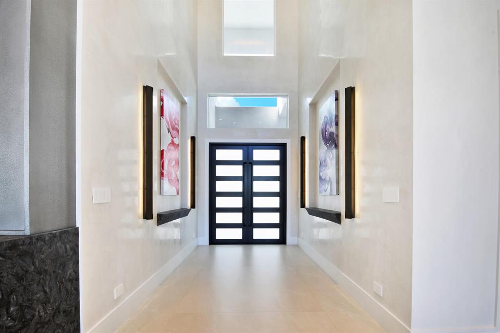 Mizner Country Club - Residential