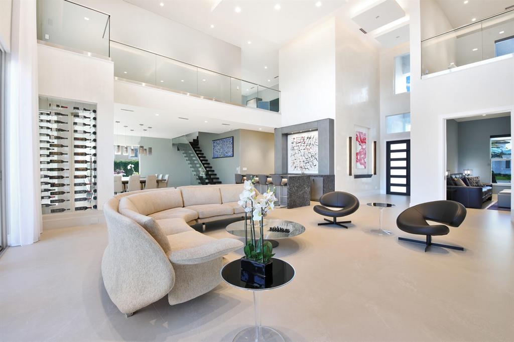 Mizner Country Club - Residential