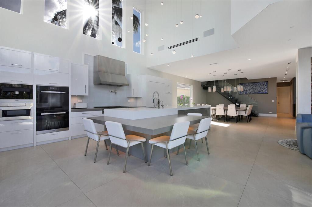 Mizner Country Club - Residential