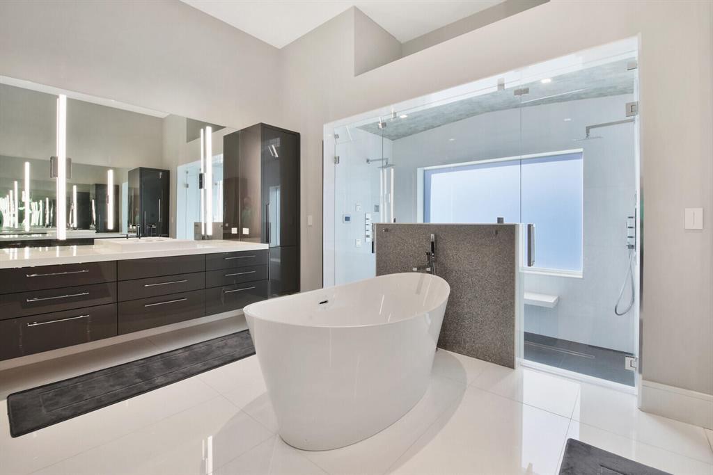 Mizner Country Club - Residential