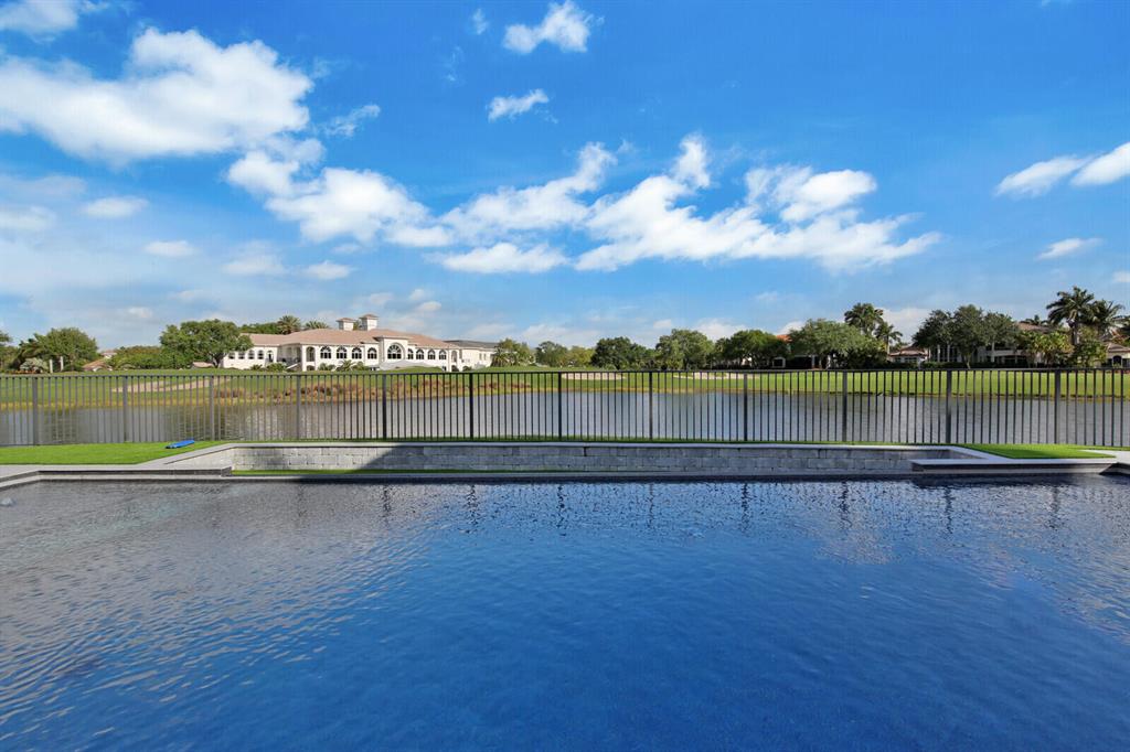 Mizner Country Club - Residential