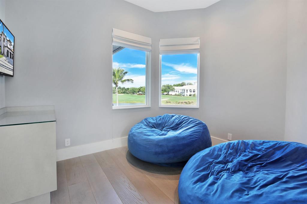 Mizner Country Club - Residential