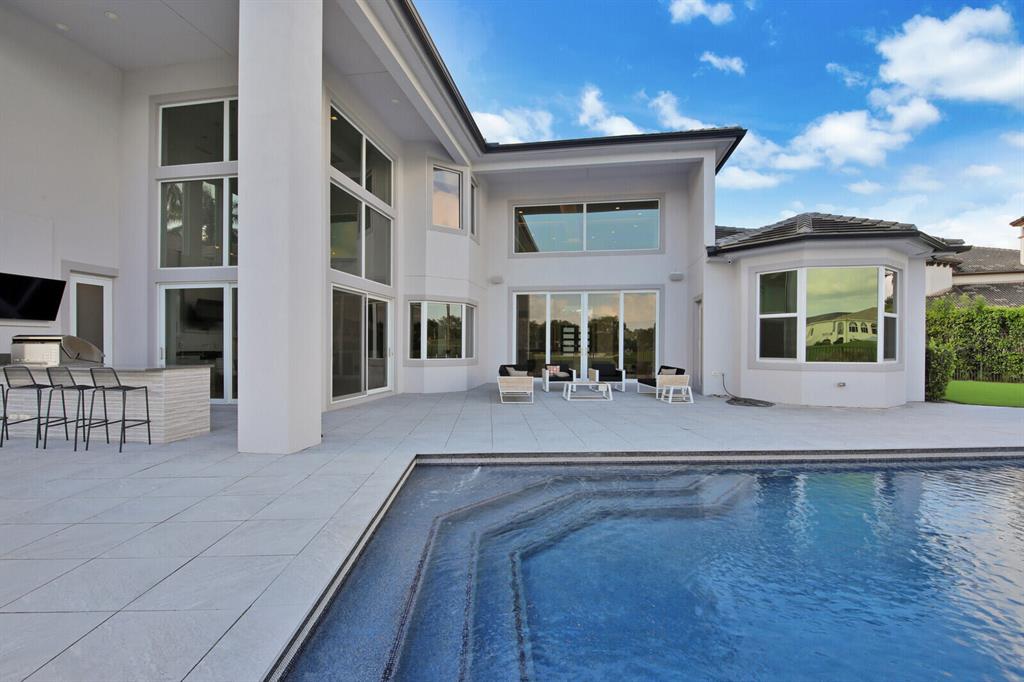 Mizner Country Club - Residential