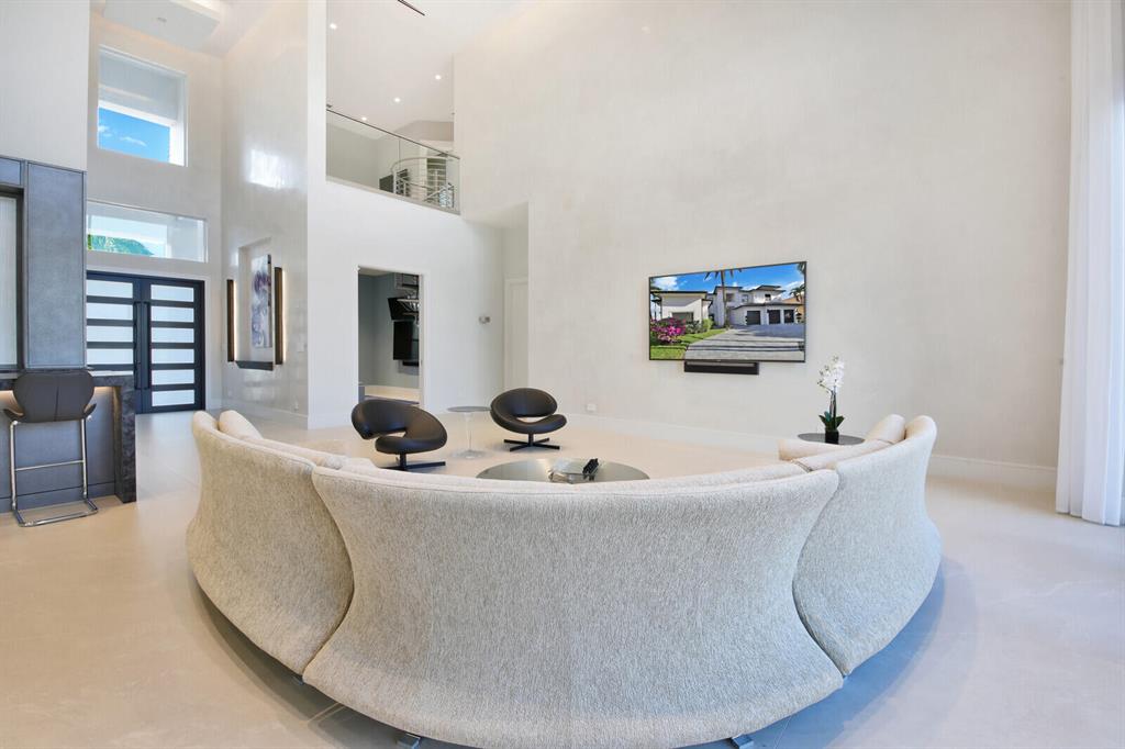 Mizner Country Club - Residential