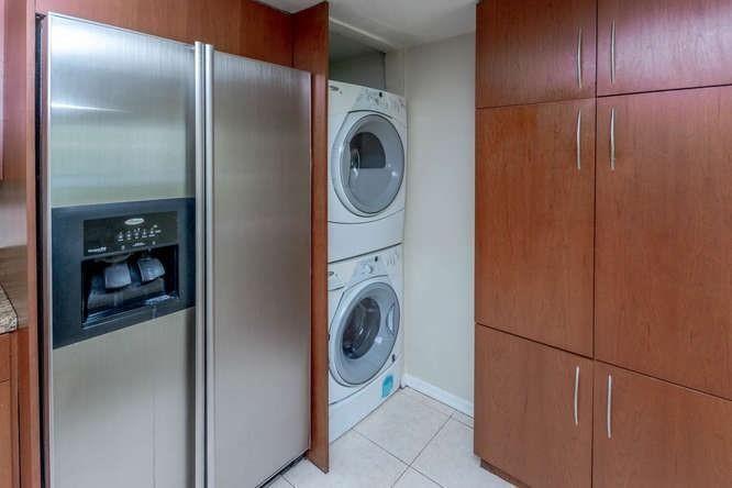 GRAND ISLES CONDOMINIUM - Residential