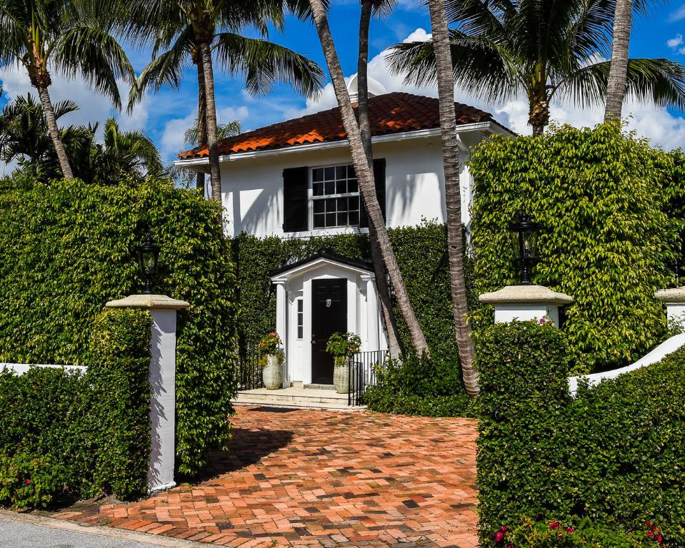 BOULEVARD ESTATES - Residential