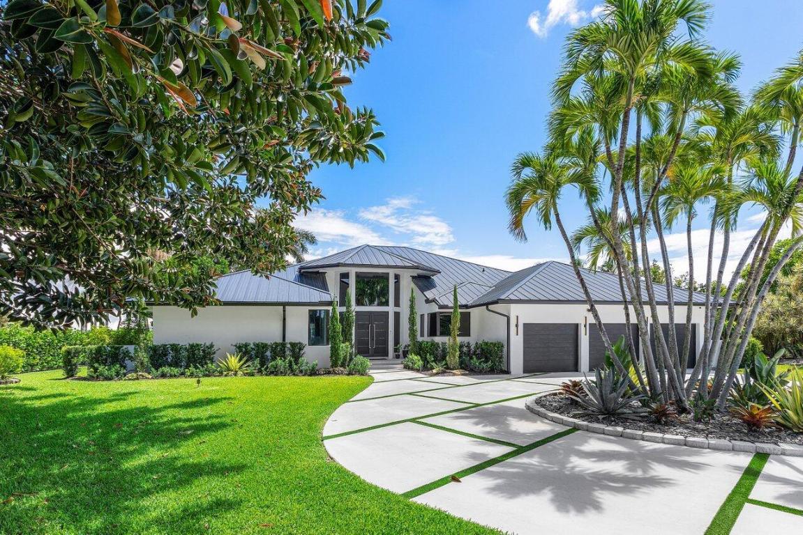 4825 Bocaire Boulevard