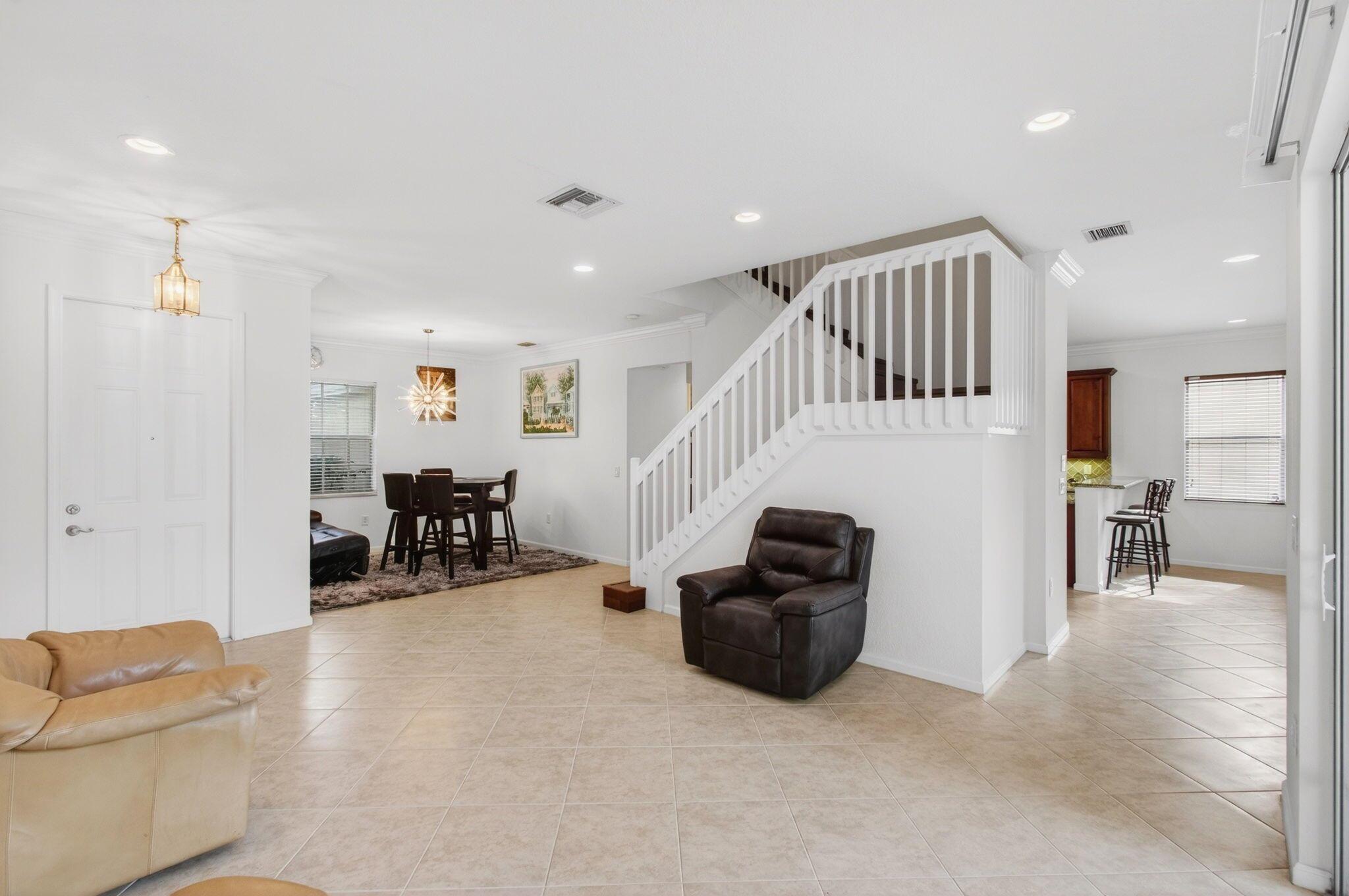 GREYSTONE - Residential Lease