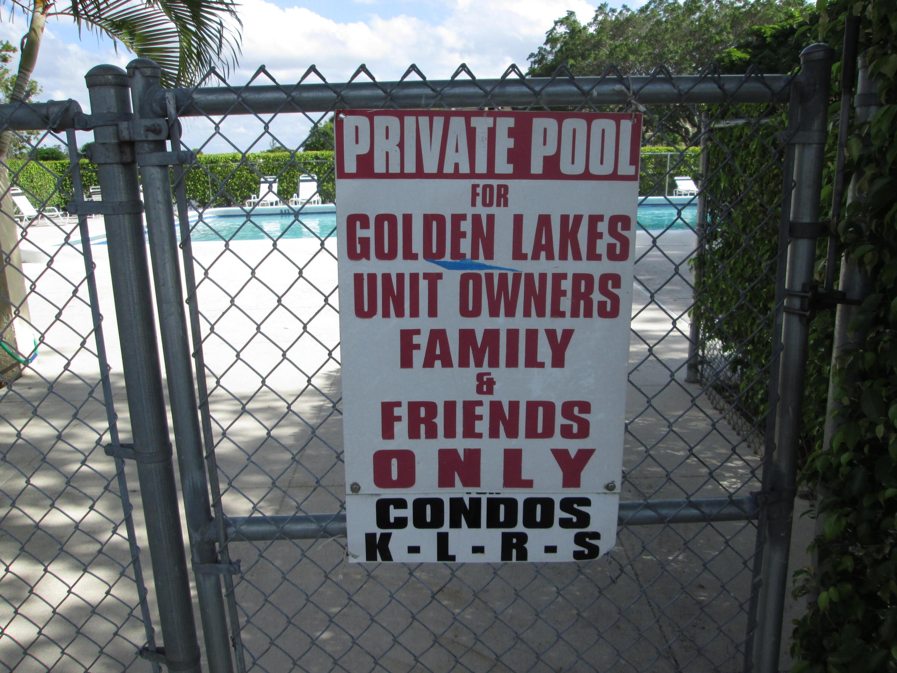 GOLDEN LAKES VILLAGE - Residential