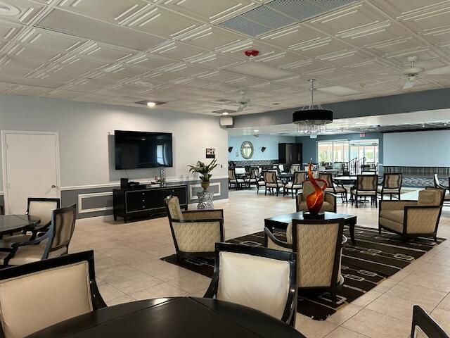 GOLDEN LAKES VILLAGE - Residential