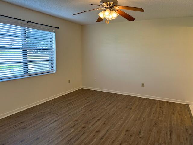 GOLDEN LAKES VILLAGE - Residential