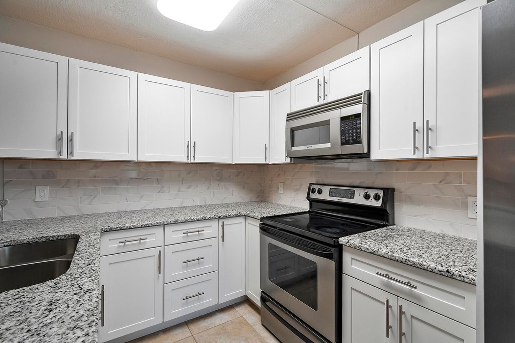 Photo of 3098 SW Sunset Trace Circle, Palm City, FL 34990 (MLS # R11162943)