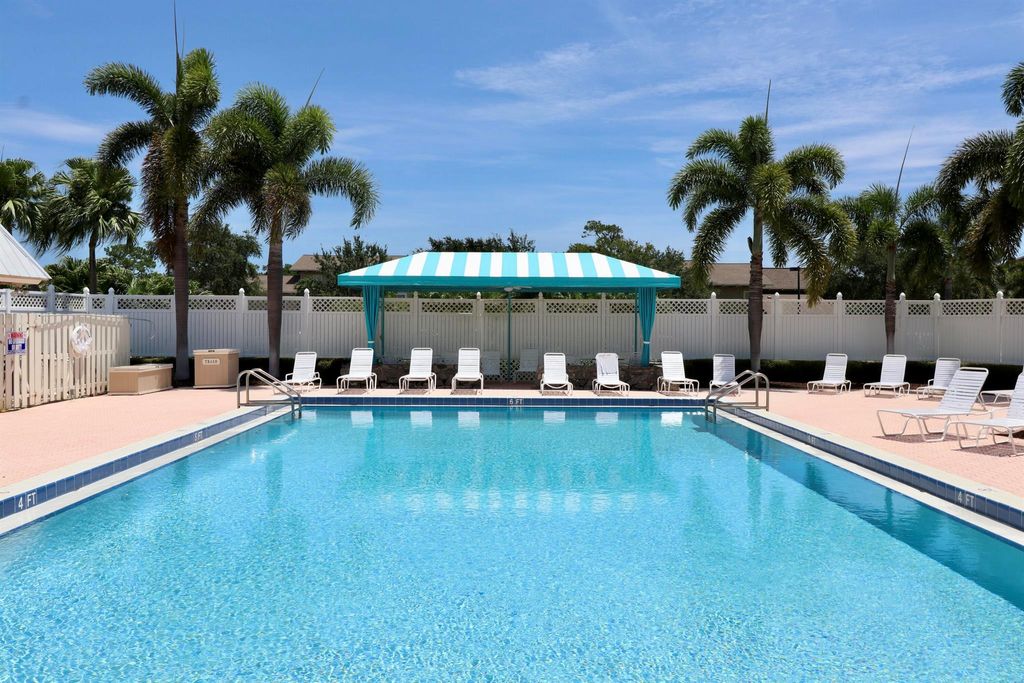 Photo of 18359 SE Wood Haven Lane #0, Jupiter, FL 33469 (MLS # R11054860)