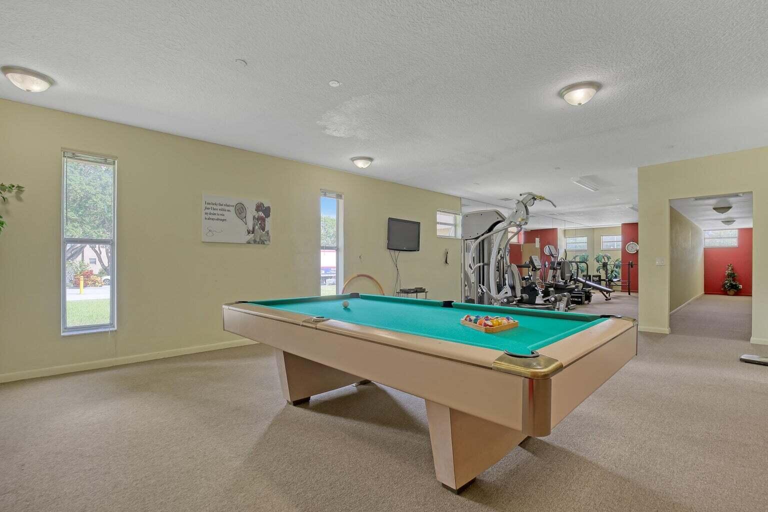 BREAKWATERS OF THE PALM BEACHES CONDO - Residential