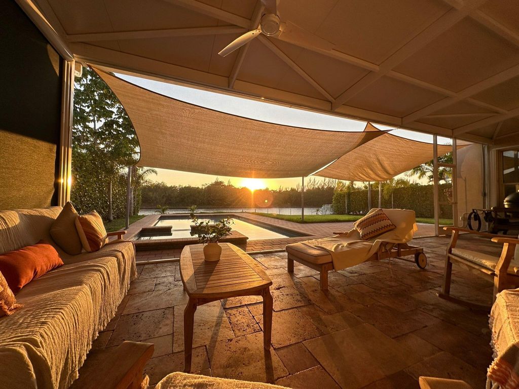 Photo of 5318 SW 195th Terrace, Miramar, FL 33029 (MLS # R10987466)