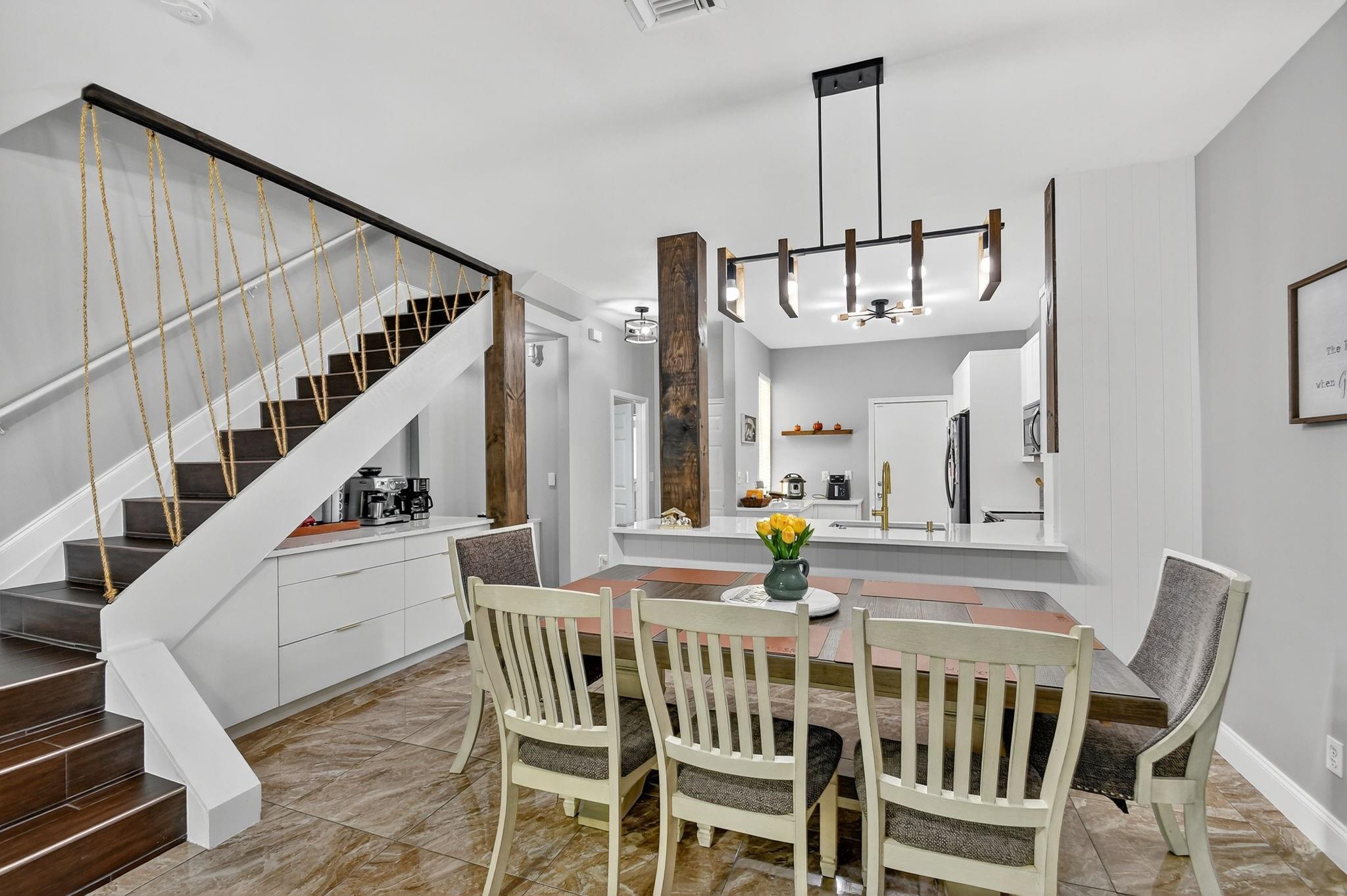 CHARTER CLUB OF PALMBEACH - Residential