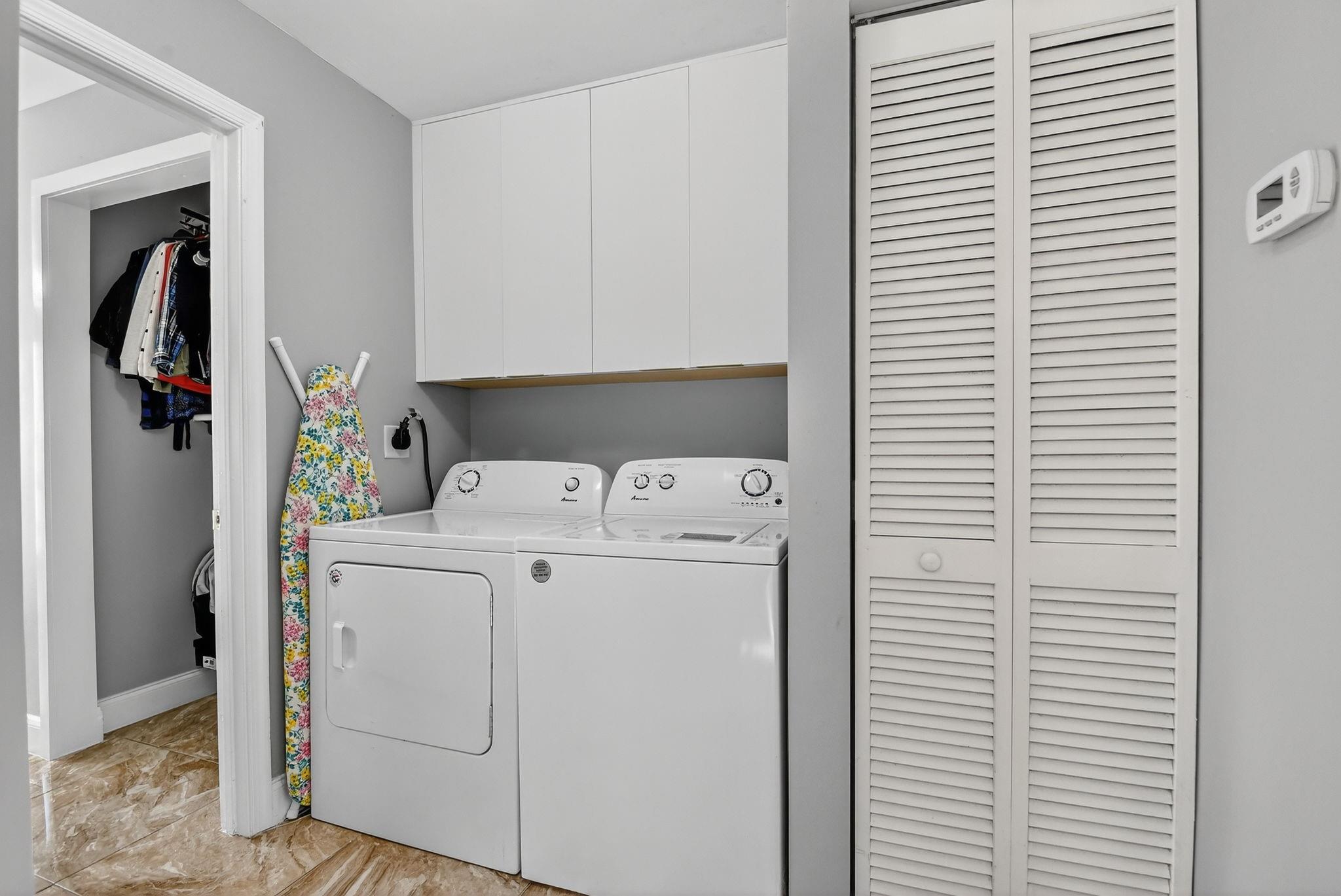 CHARTER CLUB OF PALMBEACH - Residential