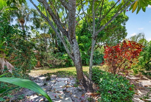 Tiny photo for 1858 NE 34TH Street, Oakland Park, FL 33306 (MLS # B26064228)