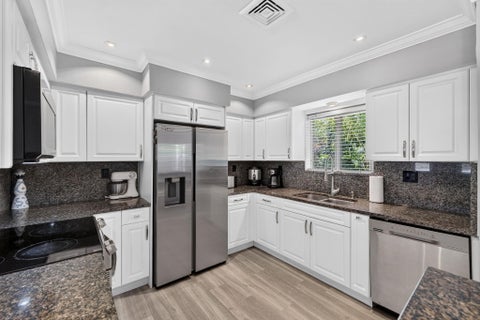 Tiny photo for 1858 NE 34TH Street, Oakland Park, FL 33306 (MLS # B26064228)