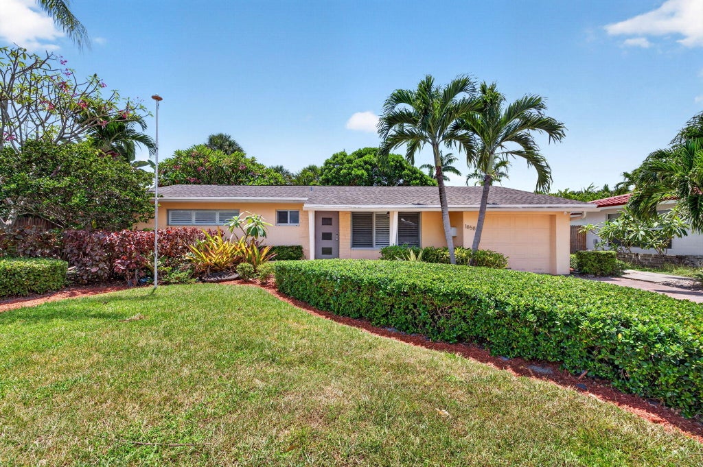 Photo of 1858 NE 34TH Street, Oakland Park, FL 33306 (MLS # B26064228)
