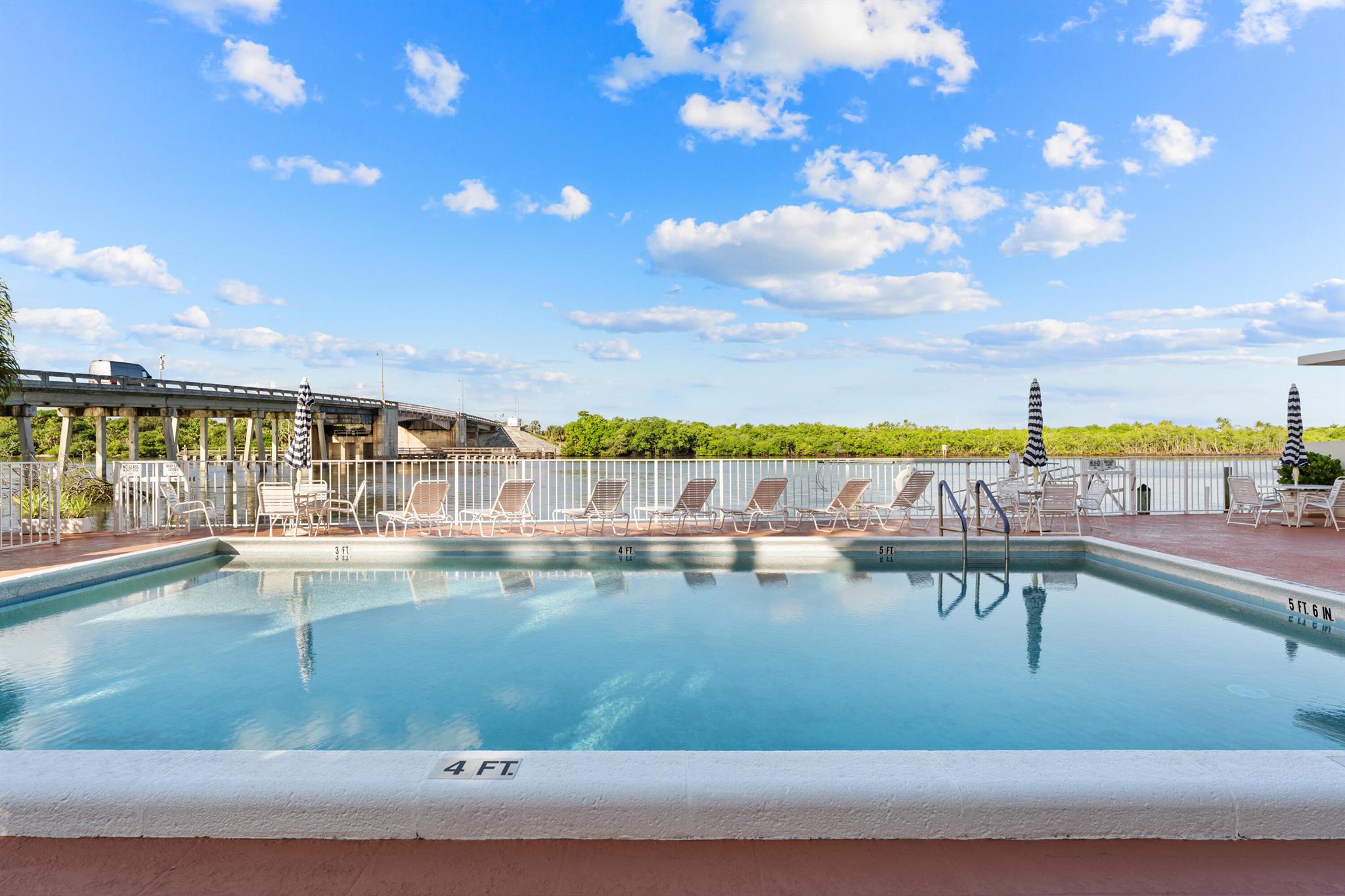 OCEAN VILLAS CONDO APTS - Residential Lease
