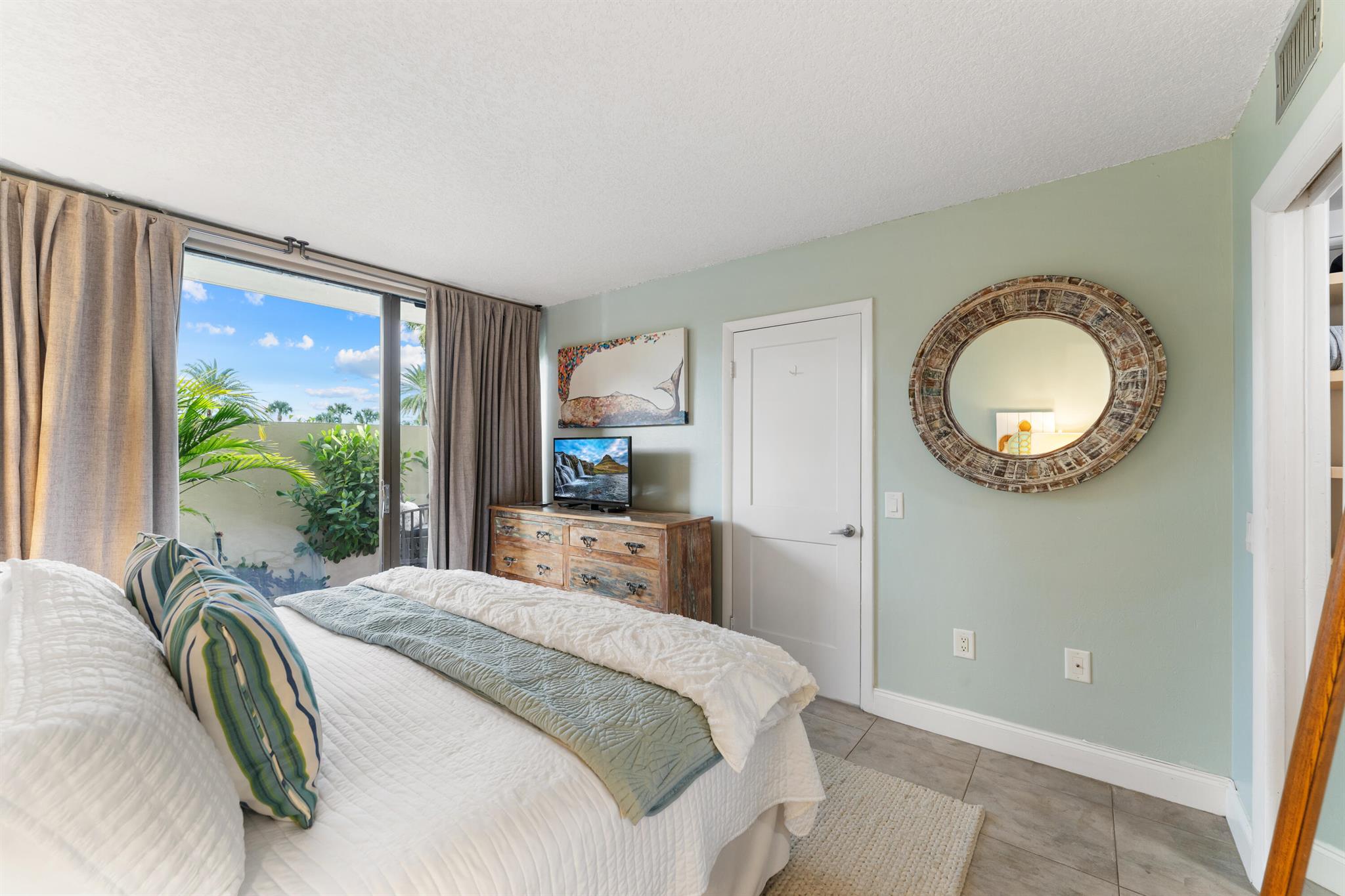 OCEAN VILLAS CONDO APTS - Residential Lease
