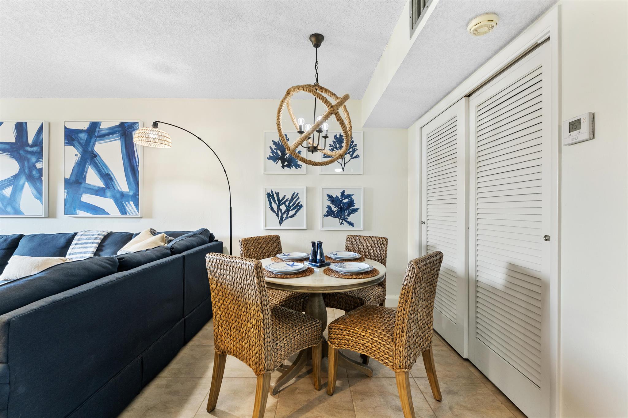 OCEAN VILLAS CONDO APTS - Residential Lease