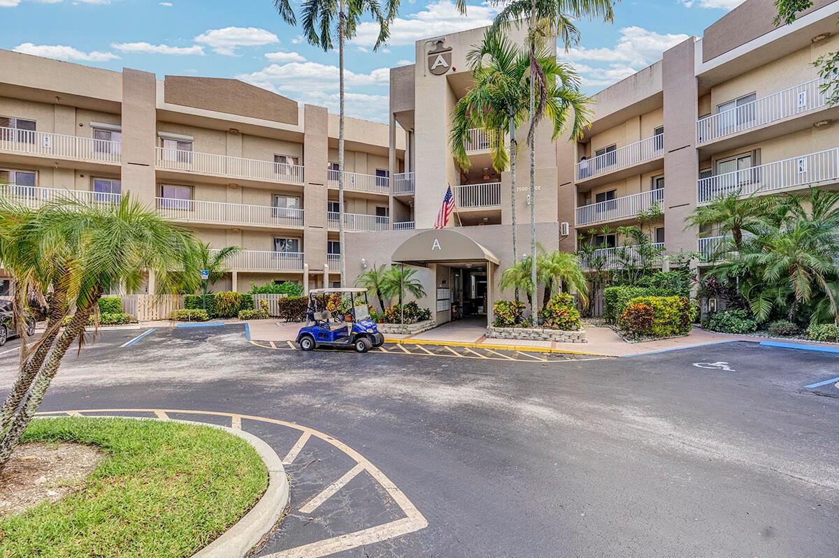 TRENT CONDOMINIUM - Residential