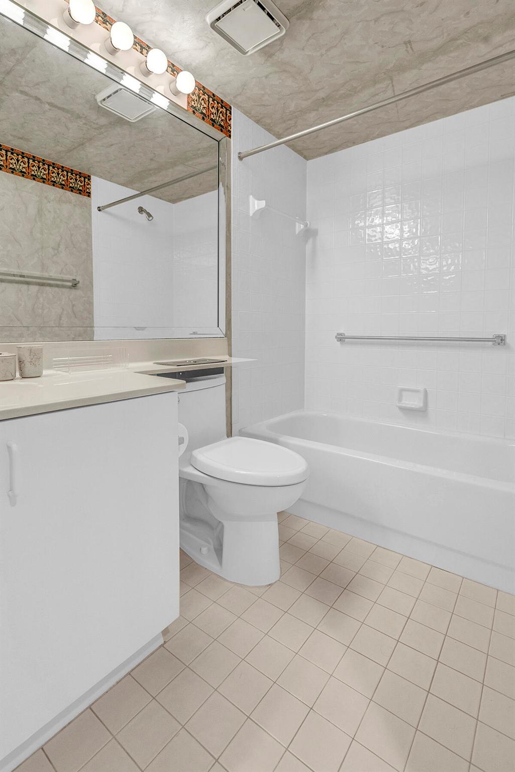 TRENT CONDOMINIUM - Residential