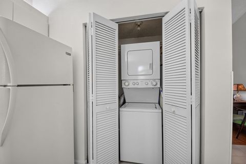 Tiny photo for 51 Via De Casas Norte, Boynton Beach, FL 33426 (MLS # B26053783)