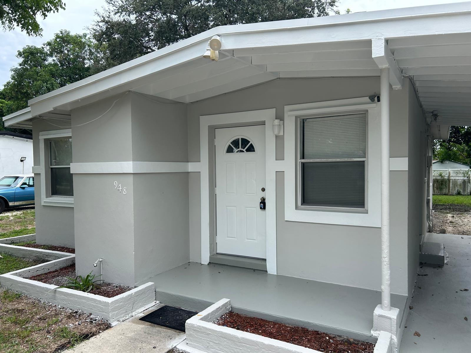 948 NW 14th Ct