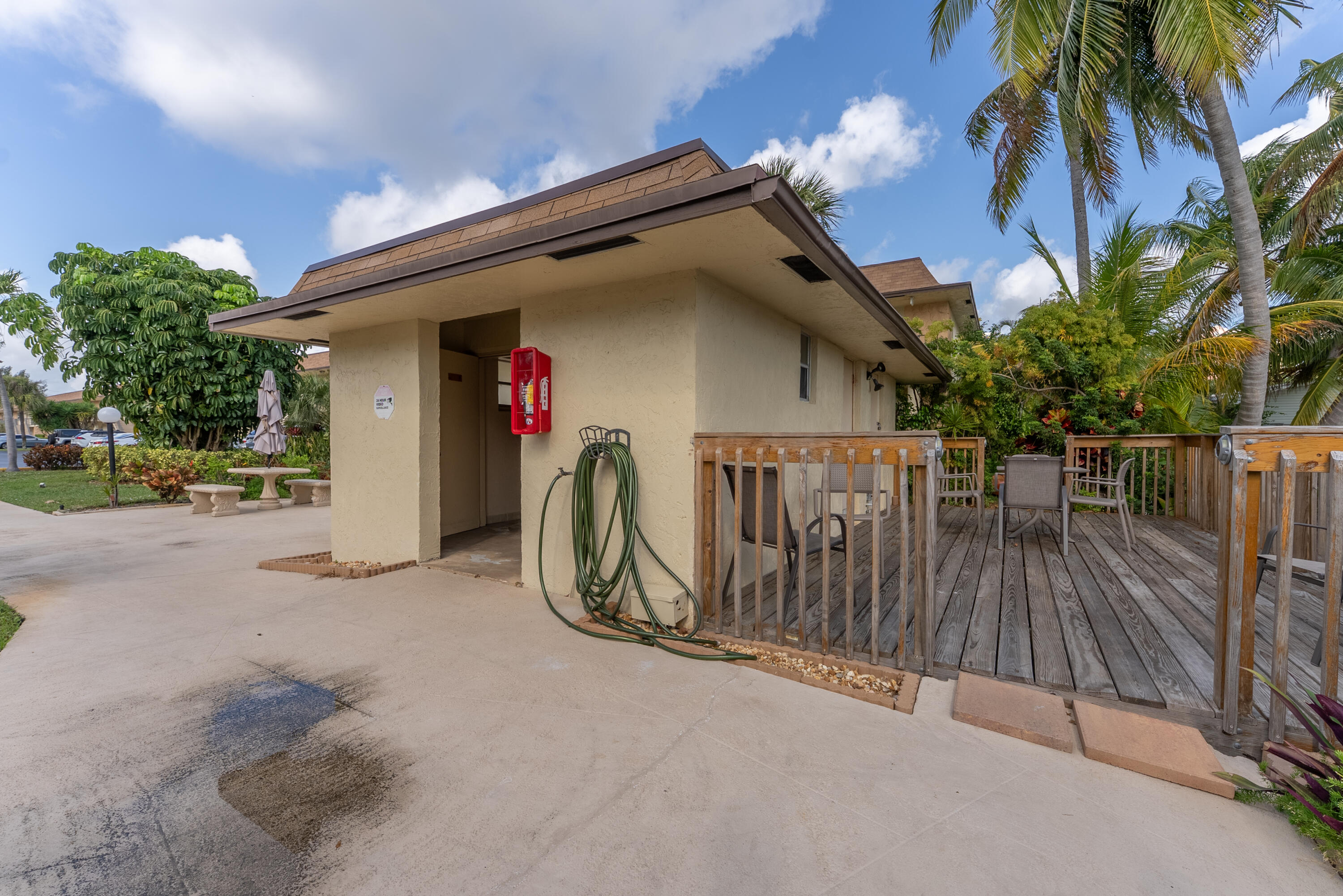 SHORE SIDE CONDO - Residential