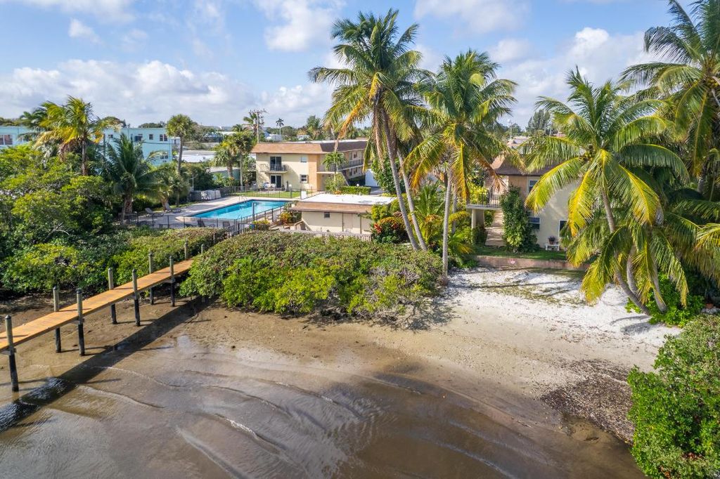 Photo of 720 N Dixie Highway #603, Lantana, FL 33462 (MLS # R11158870)