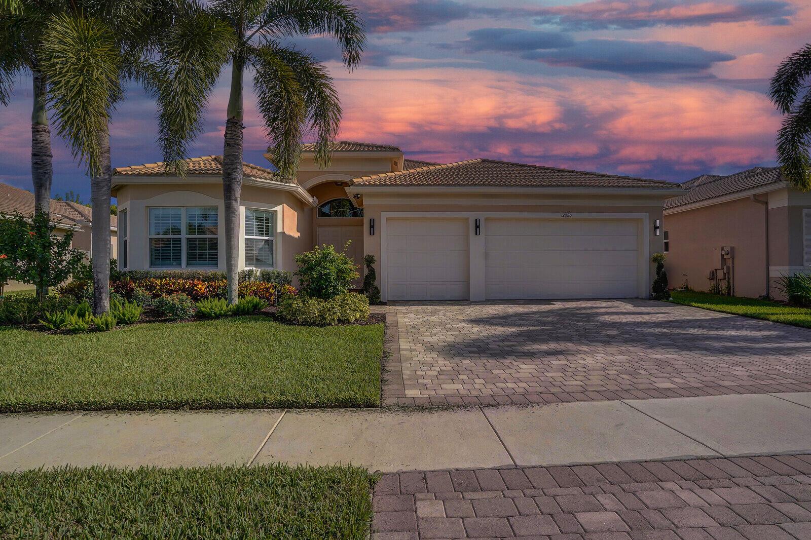 STUNNING JULIA MODEL W/ EVERY UPGRADE IMAGINABLE! OVER $250,000 IN UPGRADES! BEAUTIFUL LAKE VIEWS ON AN OVERSIZED PRIVATE LOT! OPEN FLOOR PLAN CONSISTS OF 3BR'S+ DEN/OFFICE/4TH BR, 3.5 BTHS & 3 CAR GARAGE! FULL HOUSE GENERATOR! KITCHEN BOASTS ULTRA CRAFT WHITE CABINETS, PANTRY, LOTS OF PULLOUTS, ALUMINUM BACKSPLASH FROM PORCELANOSA, QUARTZ COUNTERTOPS, BOSCH APPLIANCES, & A LARGE EAT IN AREA. PRIMARY SUITE FEATURES GREAT LAKE VIEWS, TRAY CEILING, 2 LARGE CLOSETS W/ NEW CALIFORNIA CLOSET SYSTEMS, BATH W CHERRY VANITIES, CUSTOM LINEN CABINETS, UPGRADED TOTO WASHLET TOILET, & MIRRORS W/ WOOD TRIM. OTHER BATHS ARE HIGHLY UPGRADED W/ HIGH END ULTRACRAFT VANITIES & QUARTZ COUNTERTOPS, MIRRORS TO THE CEILING, TILE ALL THE WAY UP IN SHOWERS, & TOTO TOILETS. **HIT MORE FOR MORE INFO**