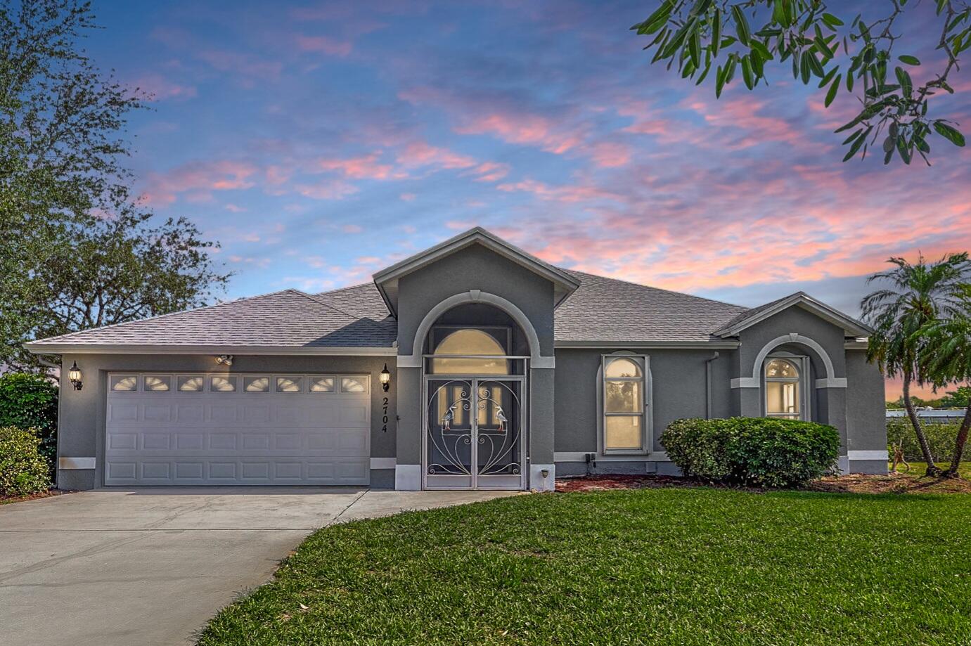 2704 SE Eagle Drive