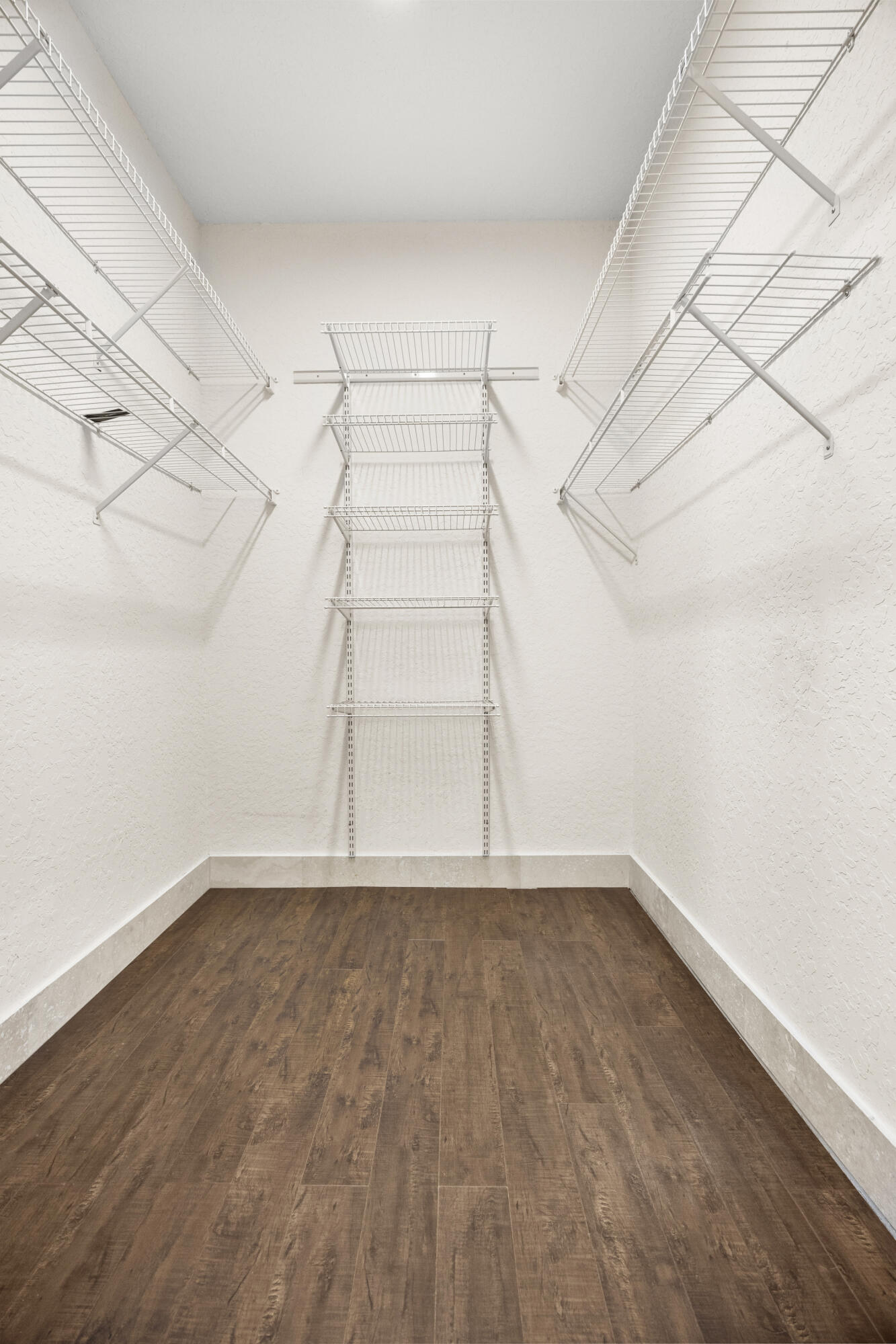 GREENVIEW SHORES 2 OF WELLINGTON - Residential