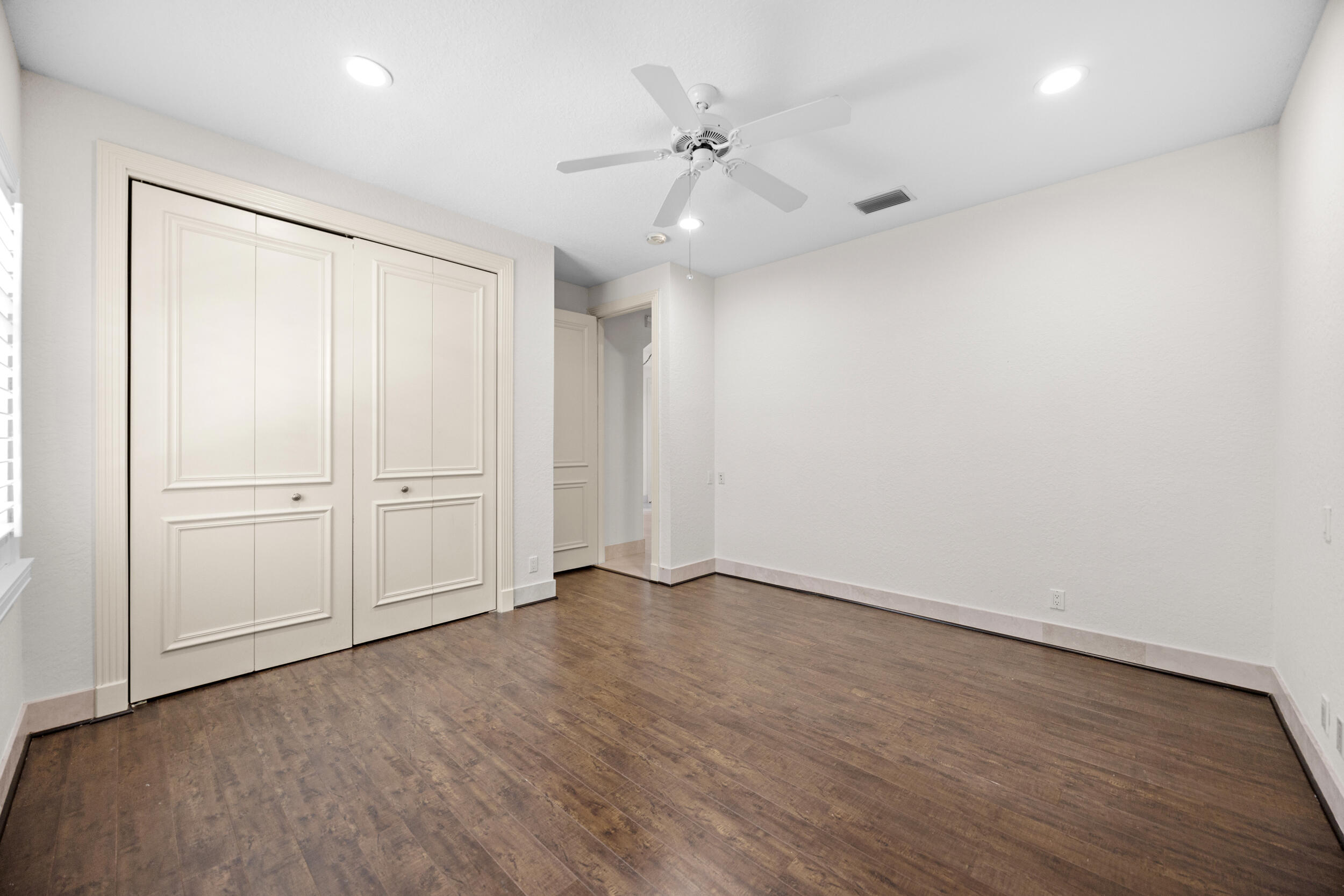 GREENVIEW SHORES 2 OF WELLINGTON - Residential