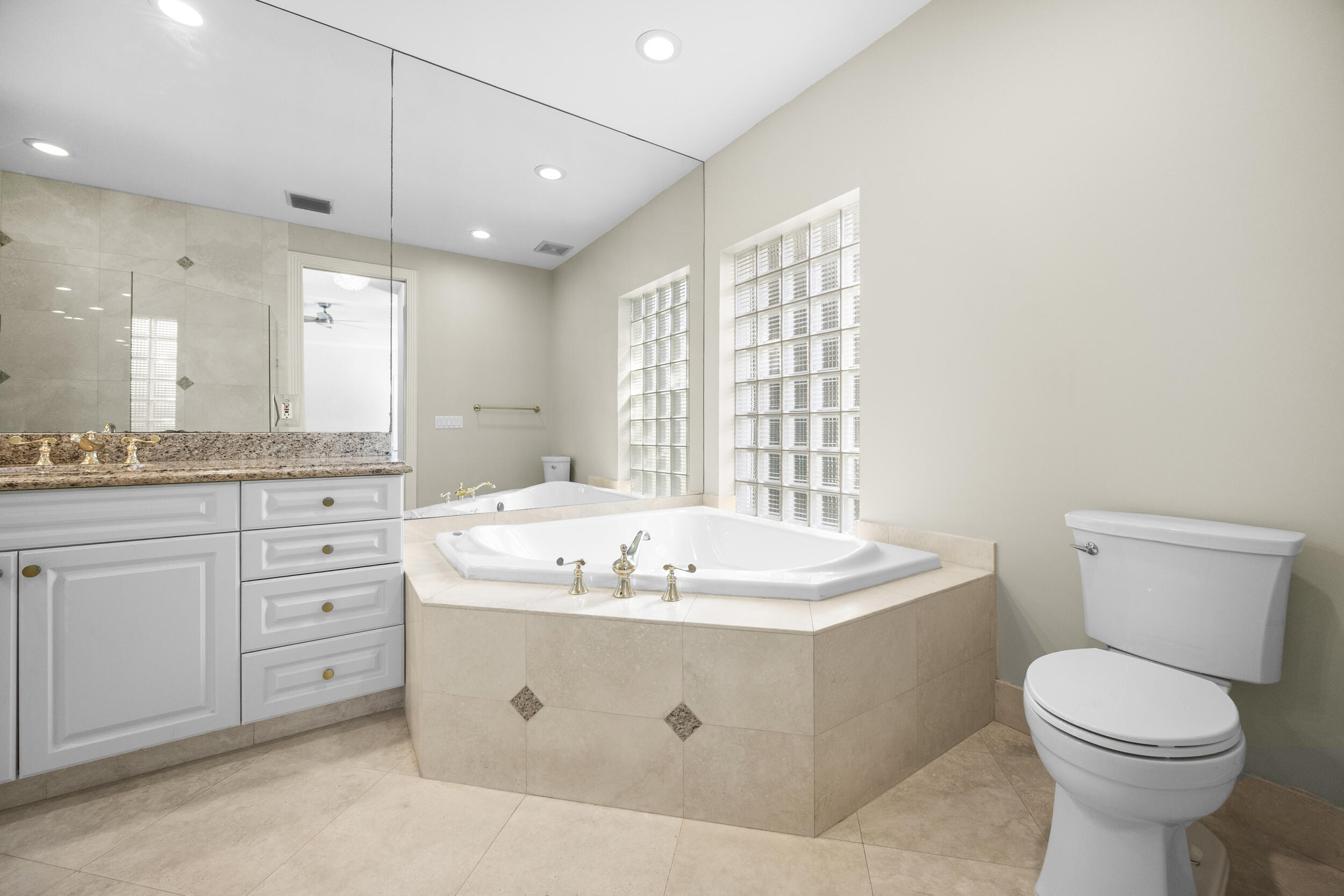 GREENVIEW SHORES 2 OF WELLINGTON - Residential