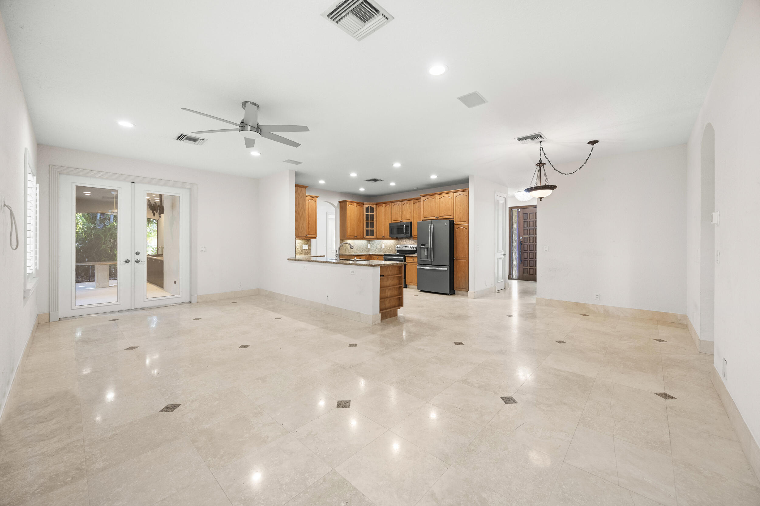 GREENVIEW SHORES 2 OF WELLINGTON - Residential