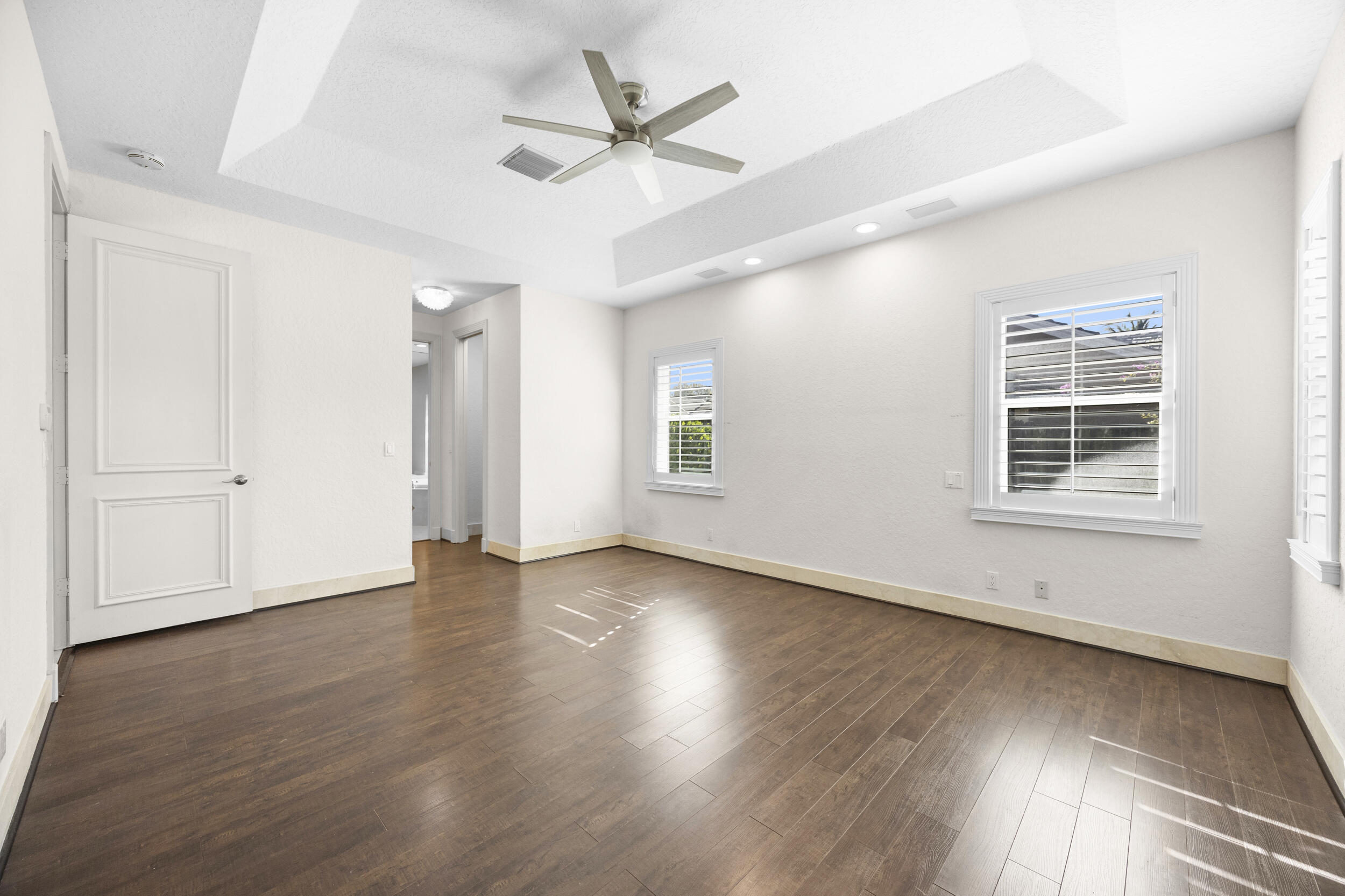 GREENVIEW SHORES 2 OF WELLINGTON - Residential